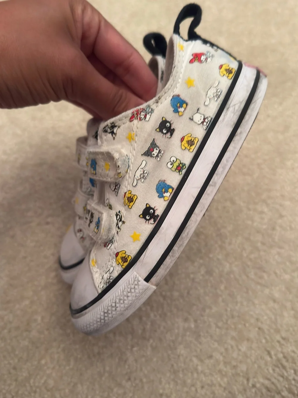 Converse Chuck Taylor All Star Hello Kitty Sneaker - Kids'